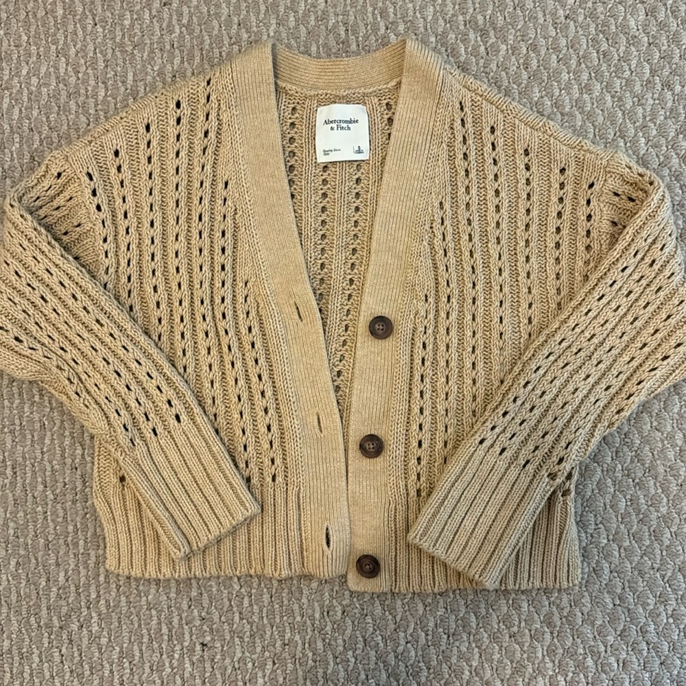 Abercrombie cable knit cardigan
